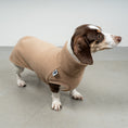 Bild in Galerie-Betrachter laden, FLEECE SHIRT Dackel Camel