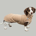 Bild in Galerie-Betrachter laden, FLEECE SHIRT Dackel Sand Beige