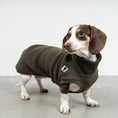 Bild in Galerie-Betrachter laden, FLEECE SHIRT Dackel Dark Olive