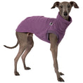 Bild in Galerie-Betrachter laden, Fleece Shirt Iggy Violet – hochwertige Hundekleidung für Dackel, Windspiele und Windhunde von Karma Hund Berlin – Ganzkörperansicht am Hund
