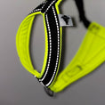 Bild in Galerie-Betrachter laden, IG Harness Softshell Reflective Neon Yellow