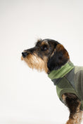 Bild in Galerie-Betrachter laden, Dackel in Camouflage Long Shirt