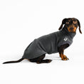 Bild in Galerie-Betrachter laden, Dackel Fleece Long Shirt 2.0 in Graphite
