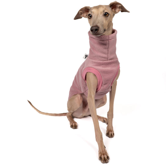 Fleece Shirt Iggy Mulberry – ergonomischer Schnitt für Dackel und Windspiele – handgefertigte Hundekleidung