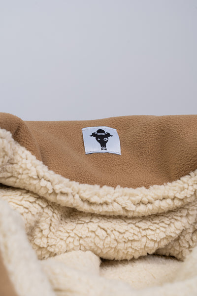 Detailaufnahme Wellsoft Hundeschlafsack mit Logo