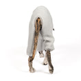 Bild in Galerie-Betrachter laden, Teddy Overall Windhund Light Grey – Hundekleidung für Dackel, Windspiele und Whippets – Rückenansicht
