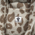 Bild in Galerie-Betrachter laden, Teddy Shopper Leo Taupe
